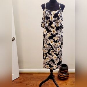 Carmen Marc Valvo Black and White Floral Dress